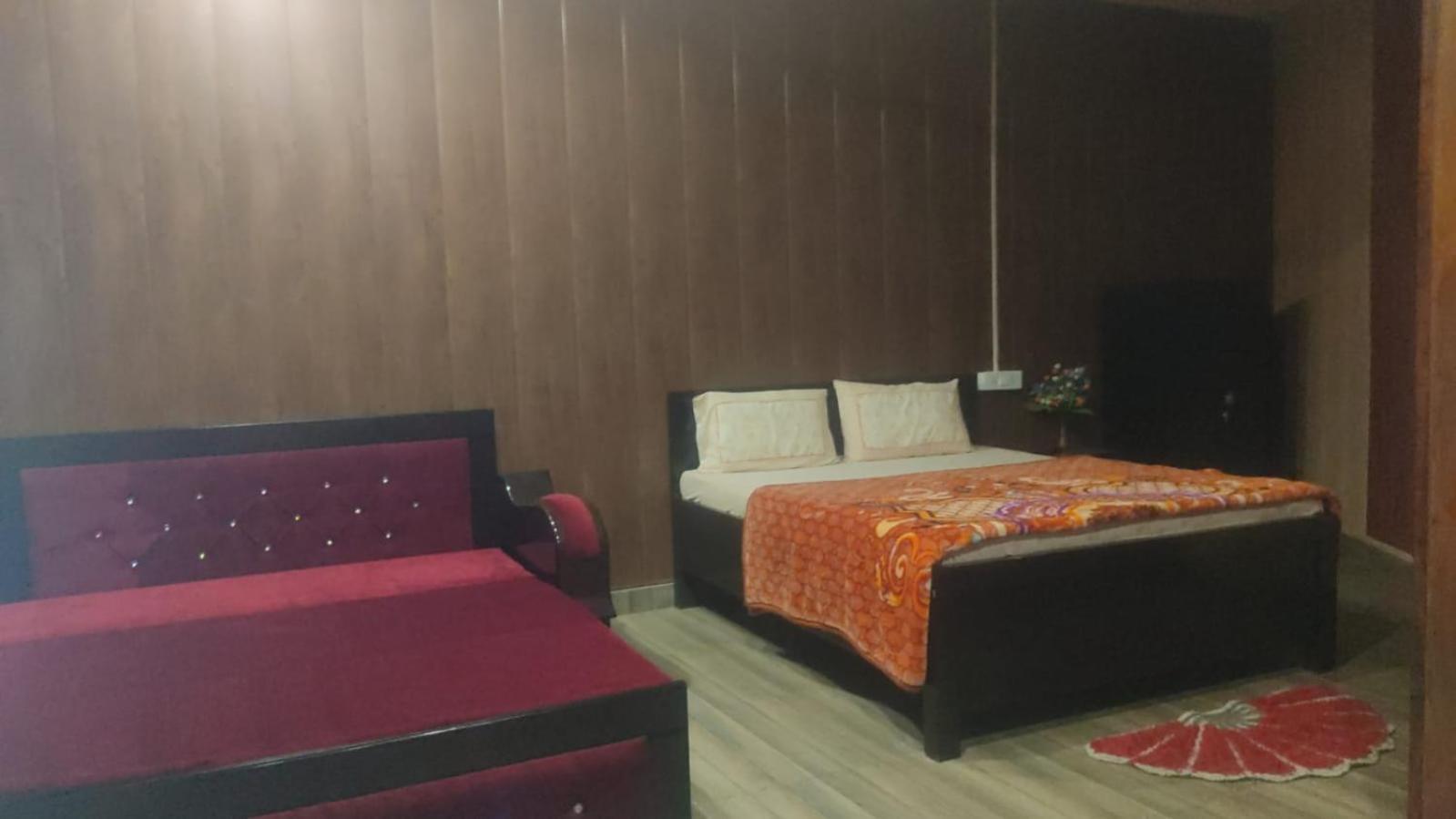 Mehra Cottage Almora Room photo