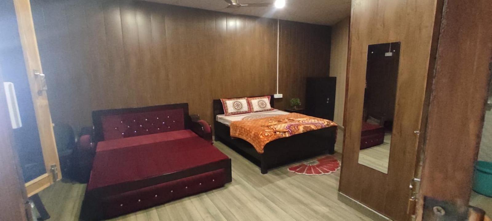 Mehra Cottage Almora Room photo